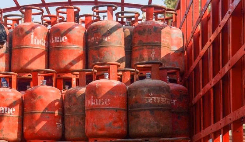गैस रिफिल की समय सीमा में कोई बदलाव नहीं, छपी खबरें भ्रामकः मंत्रालाय