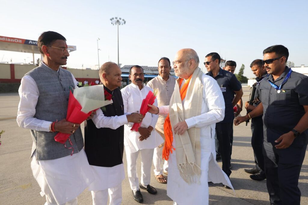 अमित शाह का रांची एयरपोर्ट पर स्वागत