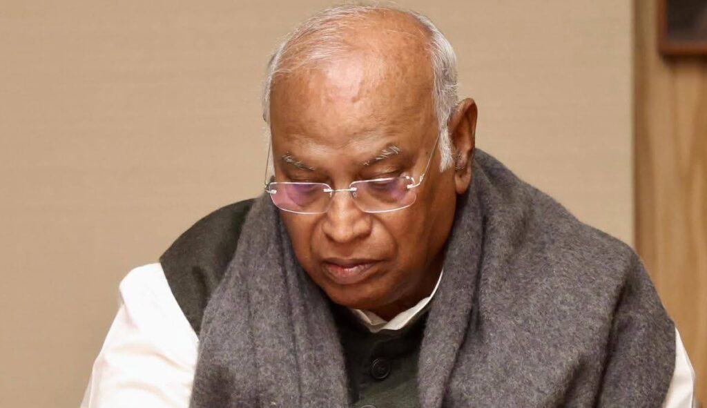 मल्लिकाअर्जुन खड़गे ने अपने भाषण पर खेद प्रकट किया