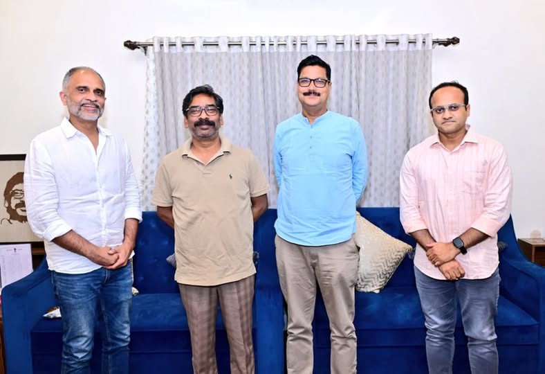 सीएम हेमंत से मिले अजीम प्रेमजी फाउंडेशन के सीइओ, साझा सहयोग से शिक्षा, स्वास्थ्य पोषण के क्षेत्र में करेंगे काम
