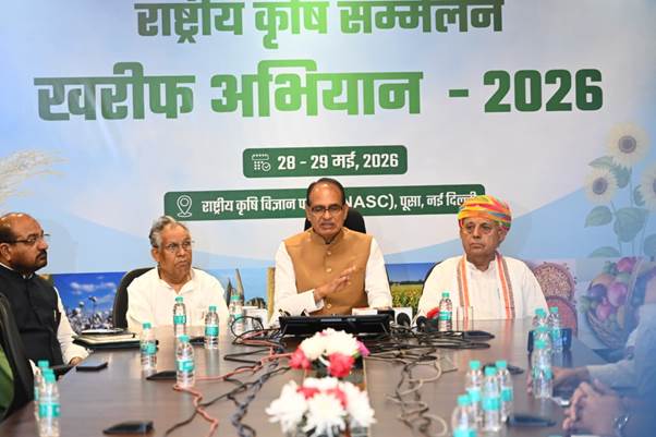 नई कृषि रणनीति पर मंथन, भारत ने धान उत्पादन में चीन को पीछे छोड़ा