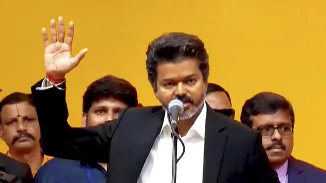 तमिलनाडु: सत्ता की बागडोर जोसेफ विजय के हाथ, शपथ लेते ही लिए ये तीन अहम फ़ैसले