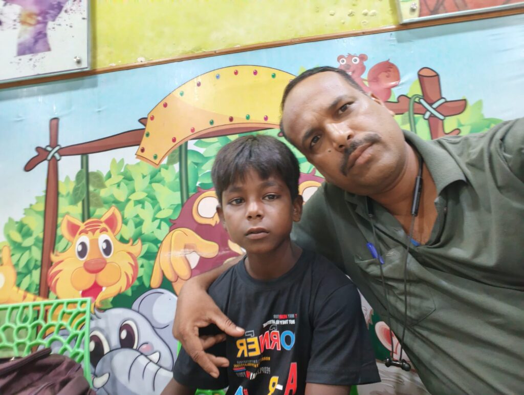 रांची से लापता अर्जुन पुरी से बरामद, भाई करण की खोज जारी, समुद्र देखने भागे थे दोनों बच्चे