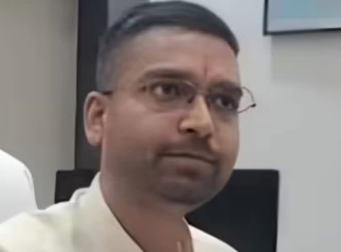 क्या उपेंद्र कुशवाहा के बेटे दीपक प्रकाश को मंत्री पद से इस्तीफा देना पड़ेगा?