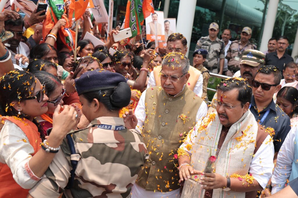 बीजेपी के राष्ट्रीय अध्यक्ष नितिन नबीन रांची दौरे पर पहुंचे, पार्टी में गहमागहमी, सांगठनिक मजबूती का मंत्र देंगे