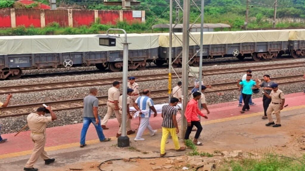 रांचीः नामकुम रेलवे स्टेशन के पास आरपीएफ जवान का सिर कटा शव मिलने से सनसनी, जांच में जुटी पुलिस