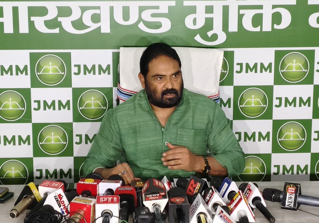 गठबंधन में होगी हार की समीक्षा : विनोद पांडेय