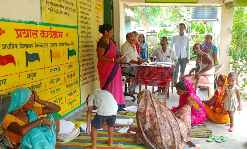 एसआईआर में लगे बीएलओ और सुपरवाइजर को मिलेगा 6,000 रुपये का विशेष मानदेय, चुनाव आयोग की घोषणा