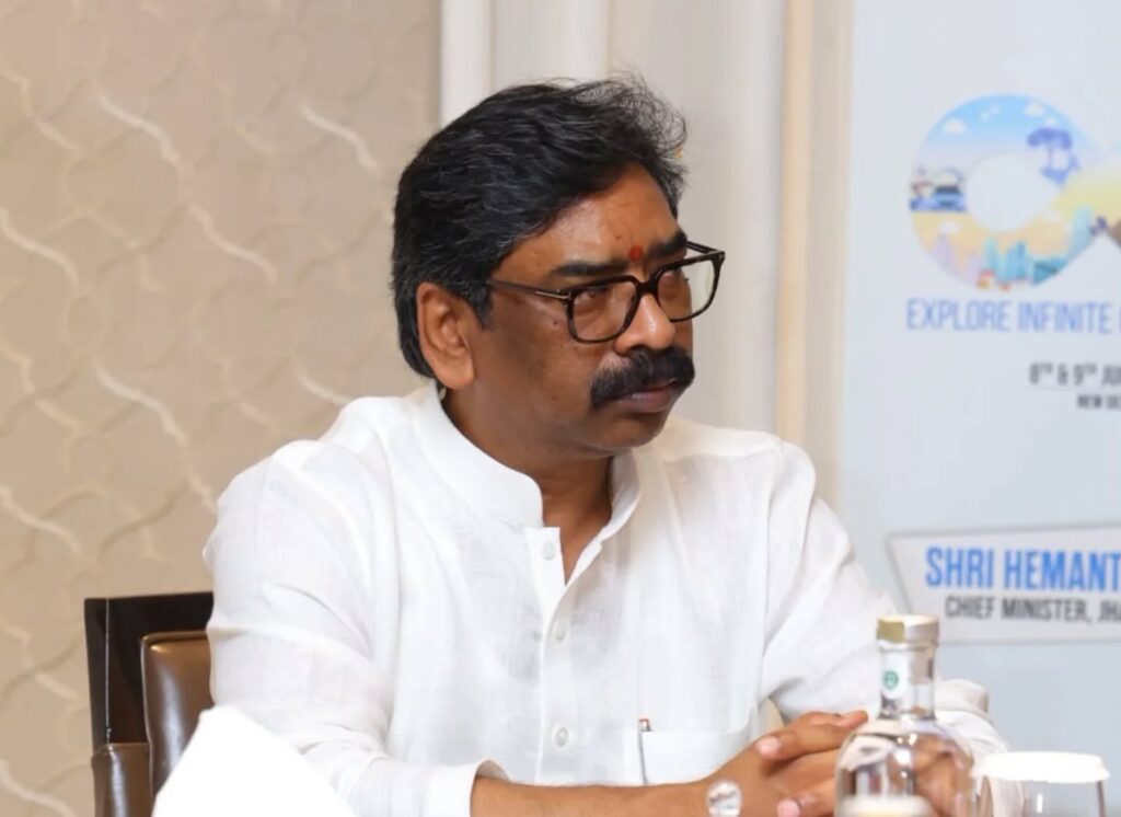 दिल्ली में नेशनल स्टेकहोल्डर्स कंसल्टेशन, हेमंत ने पेश किया झारखंड में एआई का रोडमैप और निवेश का प्रस्ताव