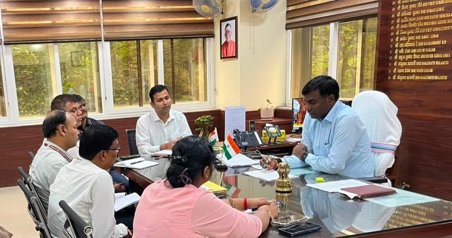 रांची में एसआइआर की कछुआ गति, डीसी ने नाराजगी जताई, बीएलओ, सुपरवाइजर पर होगी कार्रवाई