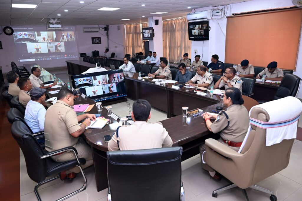 देवघर श्रावणी मेले को लेकर डीजीपी ने की उच्चस्तरीय बैठक, सुरक्षा और नागरिक सुविधा का ब्लूप्रिंट तैयार