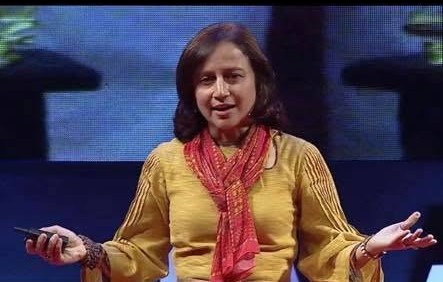 सोनम वांगचुक की पत्नी गीतांजली ने उठाए कई सवाल, पति को अस्पताल से डिस्चार्ज करने की रखी मांग