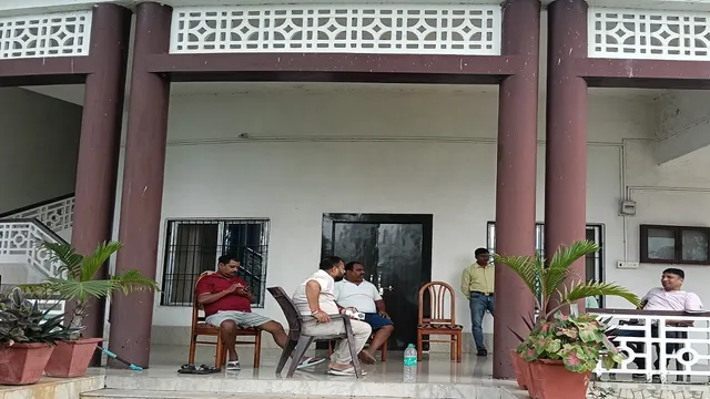 हजारीबाग सदर अस्पताल के चिकित्सक की दुमका में संदिग्ध मौत, मसानजोर के गेस्ट हाउस में मिला शव