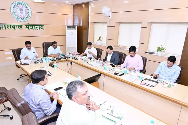 झारखंडः पर्यटन विकास पर सीएम ने किया मंथन, अंडरग्राउंड कोल माइंस क्षेत्र में इको टूरिज्म विकसित करने के निर्देश