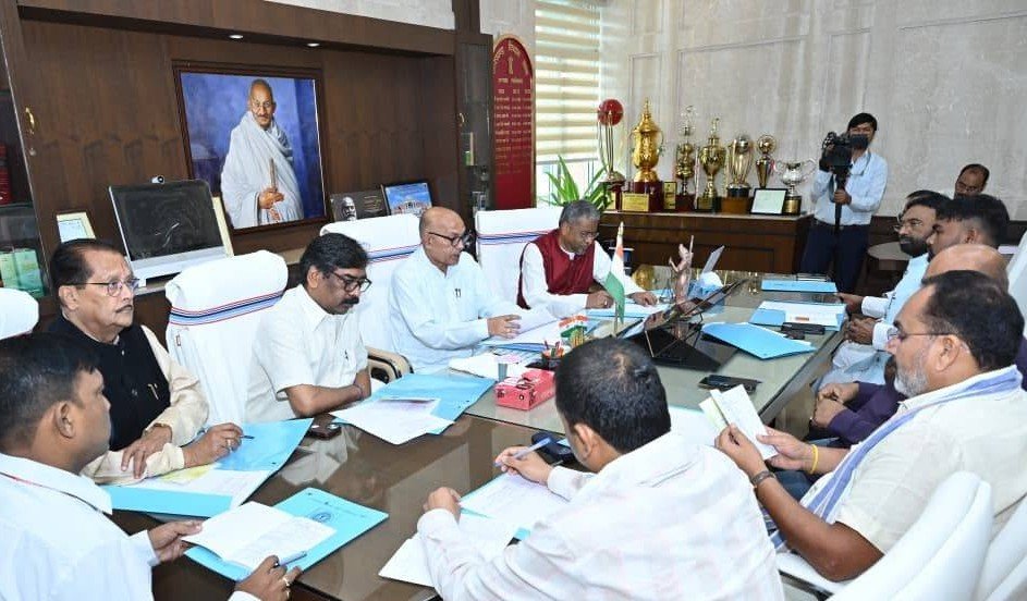 झारखंड विधानसभाः मानसून सत्र कल से, सर्वदलीय बैठक में बाबूलाल और जयराम ने छात्र आंदोलन की बात उठायी