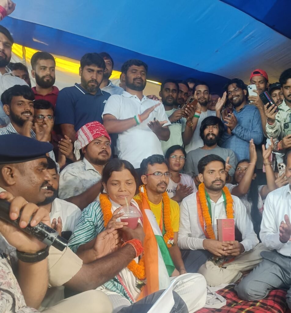 JPSC-JSSC के खिलाफ 26 दिनों से जारी आंदोलन स्थगित, सविता का अनशन खत्म, छात्र नेता ने क्या कहा